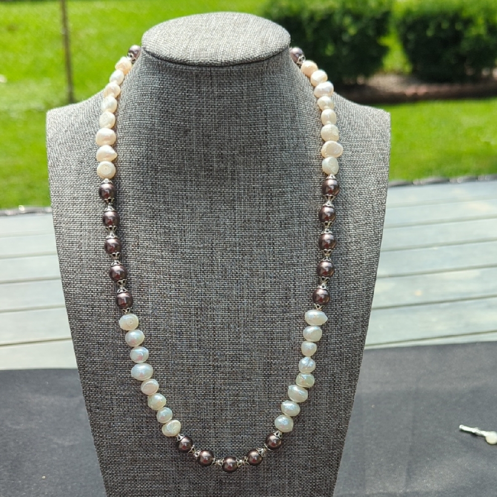 Cream and Brown Beaded Necklace with Elegant Design
